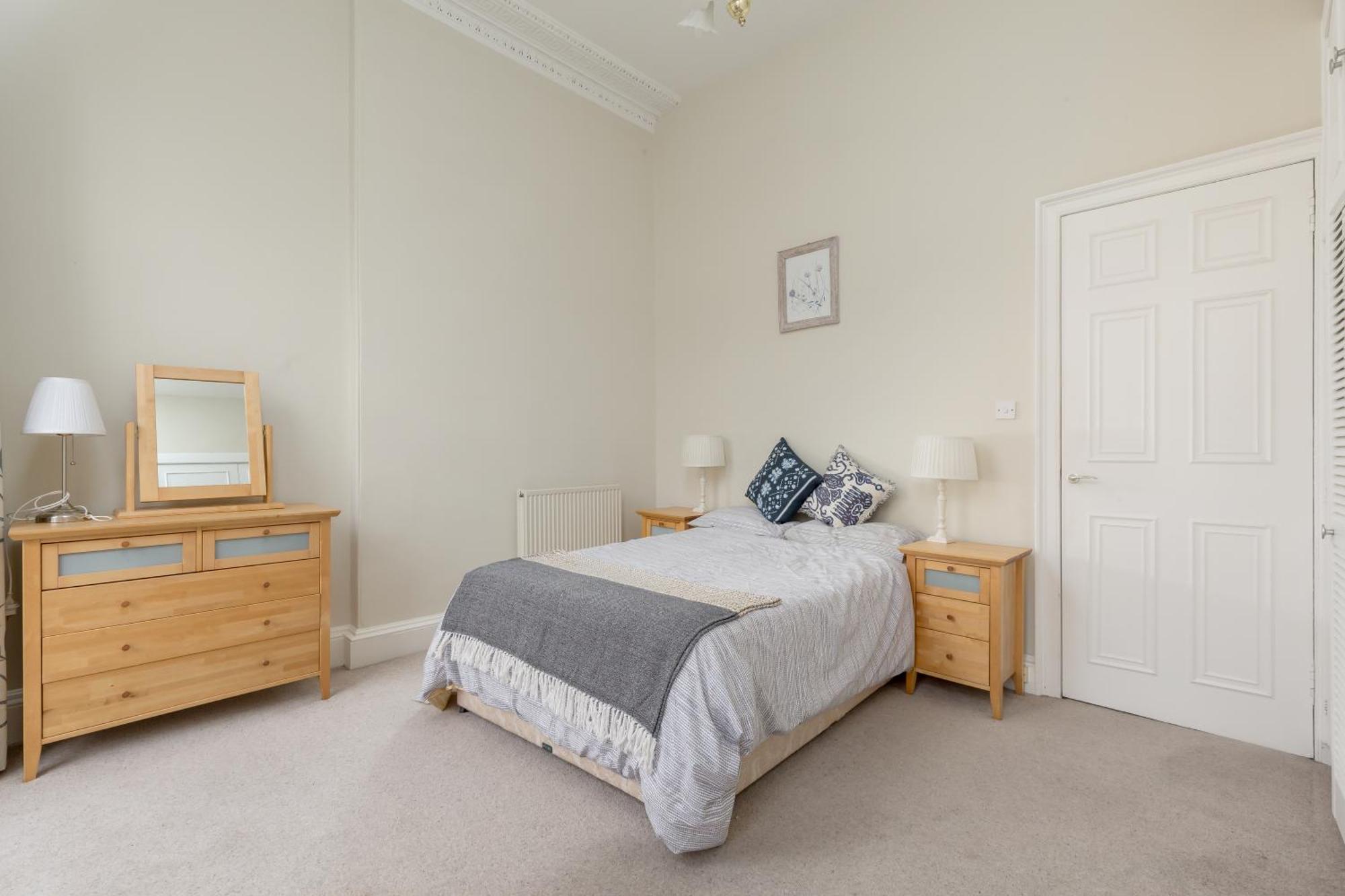 Light And Spacious 2 Bedroom Flat In Heart Of Edinburgh Dış mekan fotoğraf