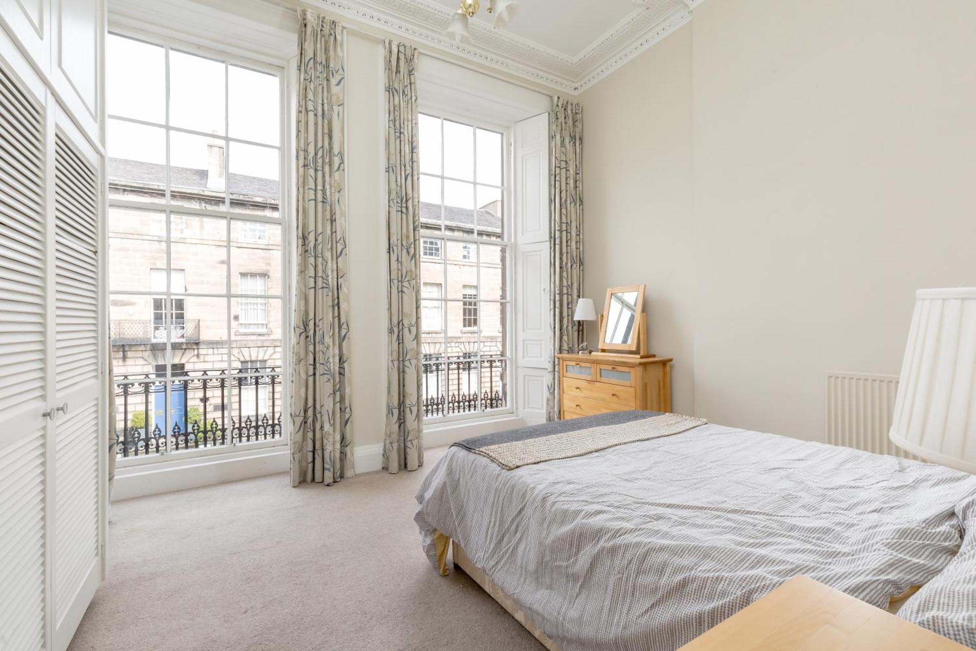 Light And Spacious 2 Bedroom Flat In Heart Of Edinburgh Dış mekan fotoğraf