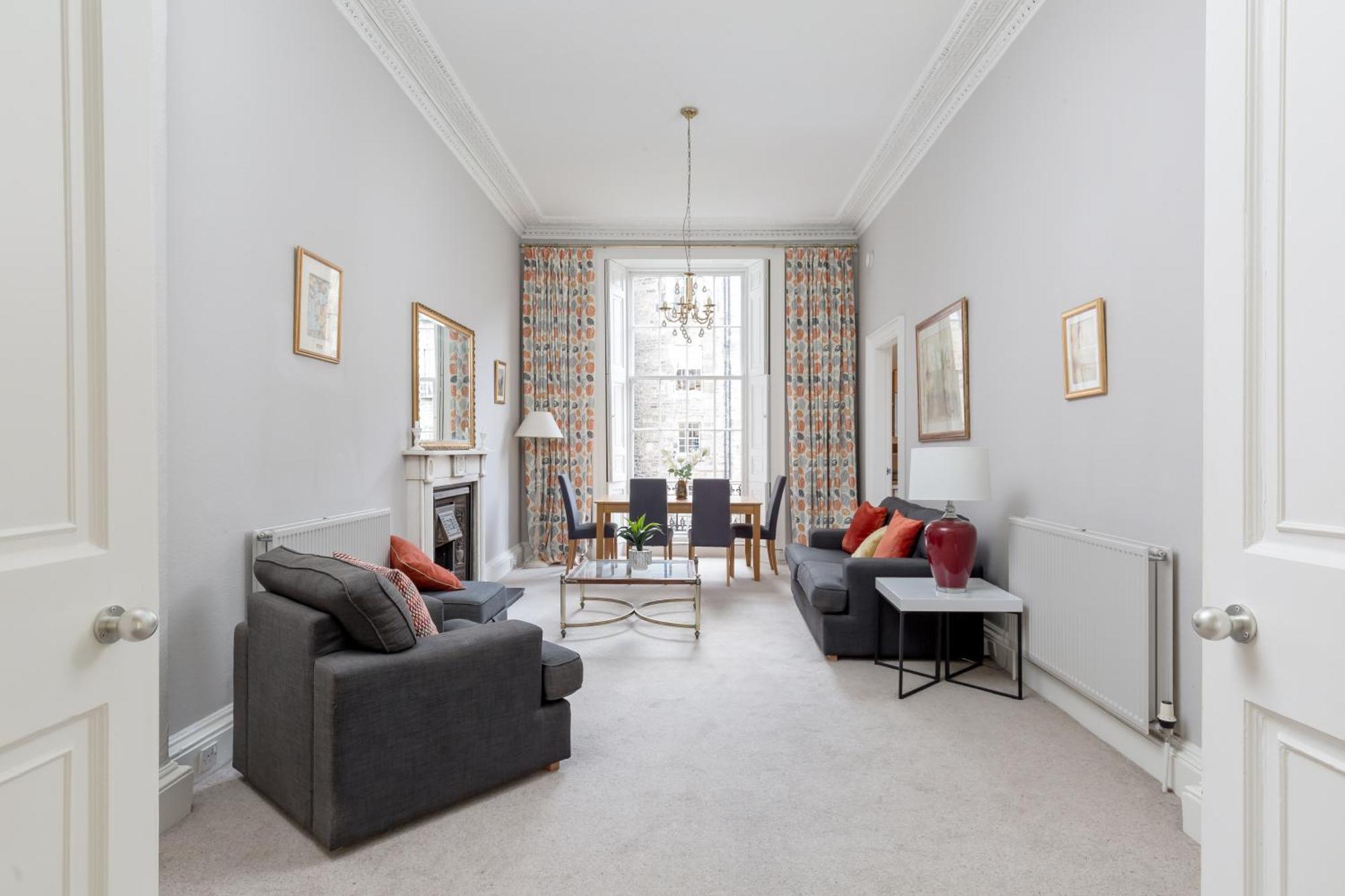 Light And Spacious 2 Bedroom Flat In Heart Of Edinburgh Dış mekan fotoğraf